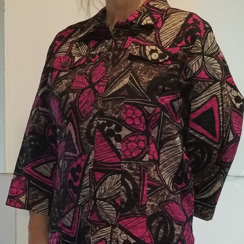 Chico's pink and brown abstract, polynesian, print jacket. Chico's size 3 (XL).